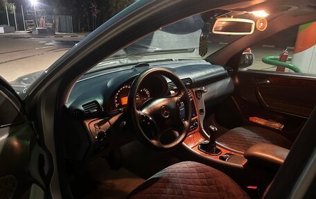 Mercedes-Benz C-Класс, 2003 год, 600 000 рублей, 8 фотография