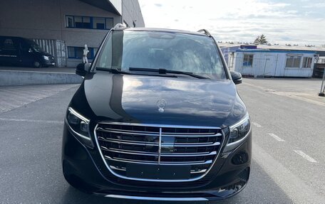 Mercedes-Benz V-Класс, 2026 год, 13 499 000 рублей, 3 фотография