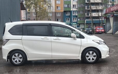 Honda Freed I, 2012 год, 1 000 000 рублей, 4 фотография