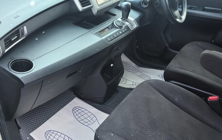 Honda Freed I, 2012 год, 1 000 000 рублей, 13 фотография