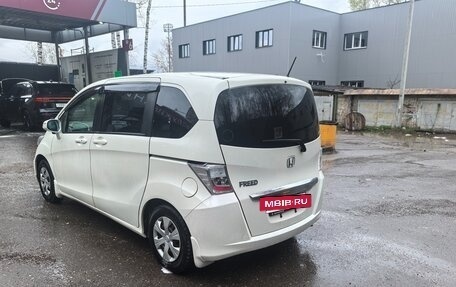 Honda Freed I, 2012 год, 1 000 000 рублей, 6 фотография