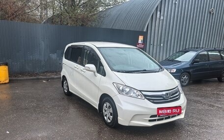 Honda Freed I, 2012 год, 1 000 000 рублей, 8 фотография