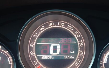 Citroen C4 II рестайлинг, 2015 год, 650 000 рублей, 12 фотография