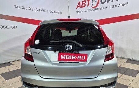 Honda Fit III, 2019 год, 1 239 000 рублей, 6 фотография