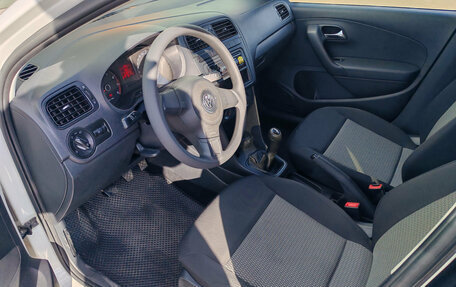 Volkswagen Polo VI (EU Market), 2012 год, 550 000 рублей, 10 фотография