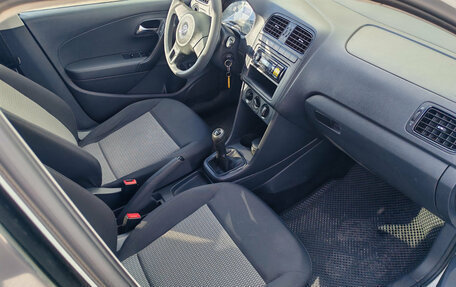 Volkswagen Polo VI (EU Market), 2012 год, 550 000 рублей, 11 фотография