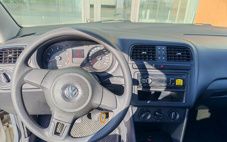 Volkswagen Polo VI (EU Market), 2012 год, 550 000 рублей, 8 фотография