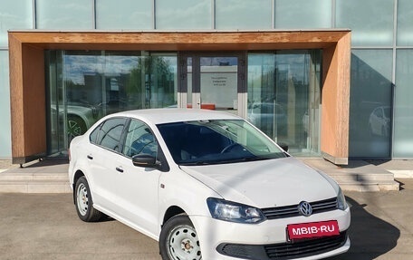 Volkswagen Polo VI (EU Market), 2012 год, 550 000 рублей, 2 фотография