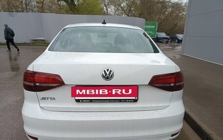 Volkswagen Jetta VI, 2018 год, 1 350 000 рублей, 3 фотография