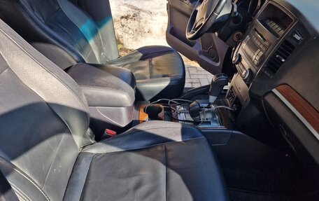 Mitsubishi Pajero IV, 2007 год, 1 230 000 рублей, 9 фотография