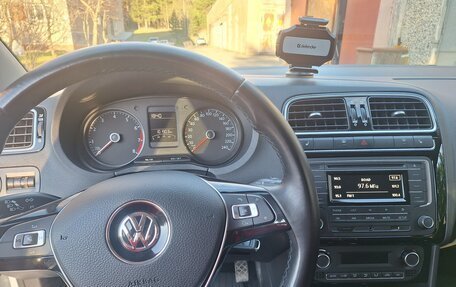 Volkswagen Polo VI (EU Market), 2017 год, 1 200 000 рублей, 4 фотография