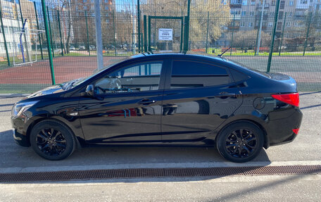 Hyundai Solaris II рестайлинг, 2014 год, 1 050 000 рублей, 3 фотография