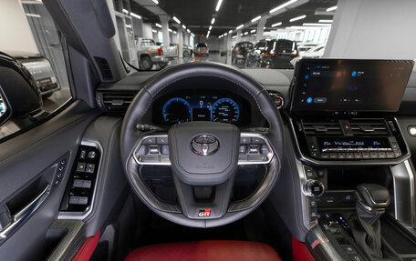 Toyota Land Cruiser, 2025 год, 15 300 000 рублей, 11 фотография