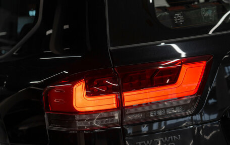 Toyota Land Cruiser, 2025 год, 15 300 000 рублей, 32 фотография