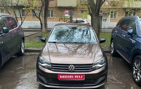Volkswagen Polo VI (EU Market), 2017 год, 1 300 000 рублей, 1 фотография