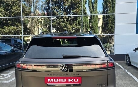 Volkswagen Teramont, 2025 год, 6 400 000 рублей, 7 фотография