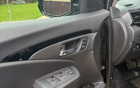 Honda Pilot III рестайлинг, 2019 год, 3 900 000 рублей, 9 фотография