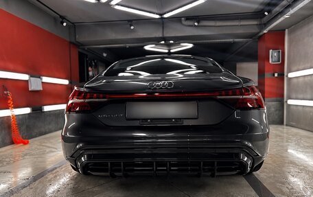 Audi e-tron GT, 2022 год, 8 000 000 рублей, 2 фотография