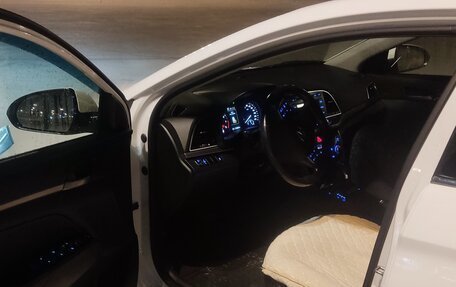 Hyundai Elantra VI рестайлинг, 2017 год, 1 420 000 рублей, 5 фотография