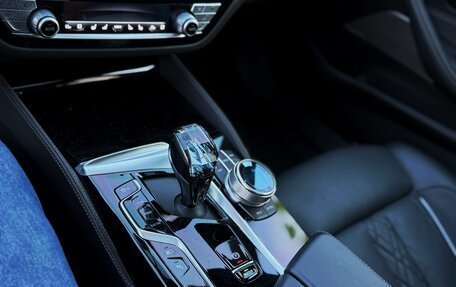 BMW 5 серия, 2021 год, 5 960 000 рублей, 16 фотография