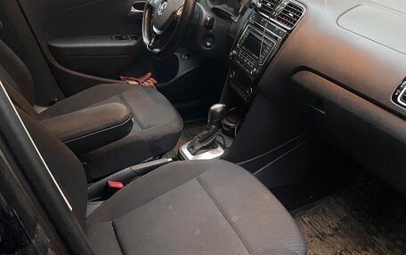 Volkswagen Polo VI (EU Market), 2017 год, 1 300 000 рублей, 9 фотография