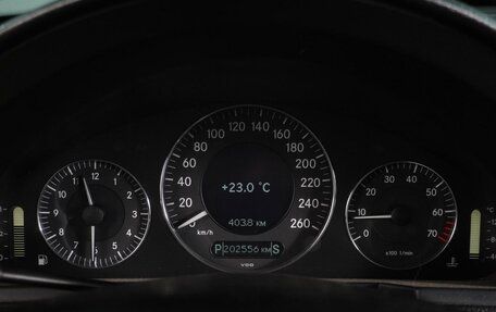 Mercedes-Benz E-Класс, 2008 год, 1 099 000 рублей, 20 фотография