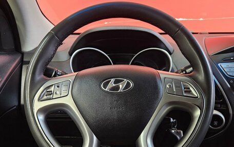 Hyundai ix35 I рестайлинг, 2012 год, 999 000 рублей, 11 фотография