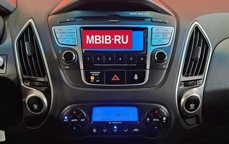 Hyundai ix35 I рестайлинг, 2012 год, 999 000 рублей, 14 фотография