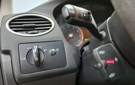 Ford Focus II рестайлинг, 2006 год, 383 000 рублей, 18 фотография