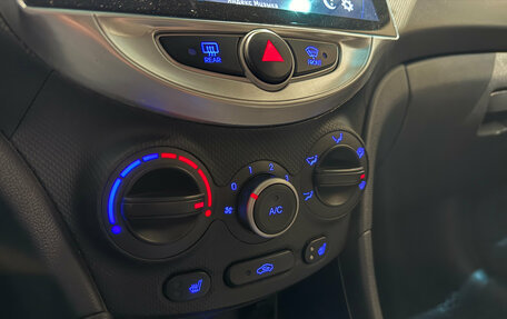 Hyundai Solaris II рестайлинг, 2012 год, 935 000 рублей, 15 фотография