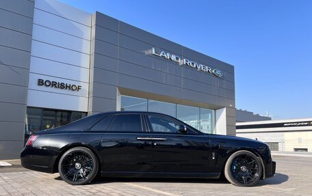 Rolls-Royce Ghost Series II рестайлинг, 2021 год, 39 000 000 рублей, 7 фотография