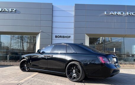 Rolls-Royce Ghost Series II рестайлинг, 2021 год, 39 000 000 рублей, 12 фотография