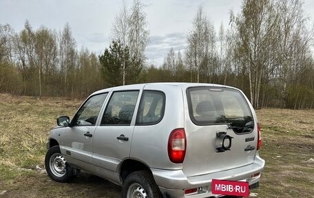 Chevrolet Niva I рестайлинг, 2004 год, 295 000 рублей, 2 фотография