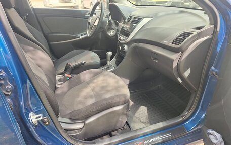 Hyundai Solaris II рестайлинг, 2011 год, 750 000 рублей, 8 фотография