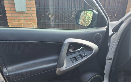 Toyota RAV4, 2008 год, 1 240 000 рублей, 5 фотография