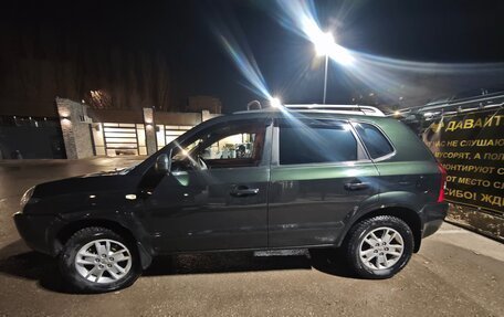 Hyundai Tucson III, 2008 год, 650 000 рублей, 3 фотография