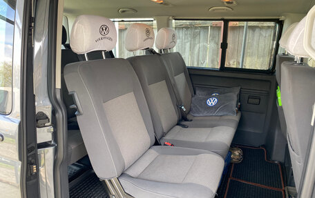 Volkswagen Caravelle T5, 2014 год, 2 750 000 рублей, 9 фотография