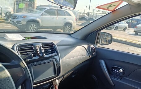 Renault Sandero II рестайлинг, 2015 год, 560 000 рублей, 4 фотография