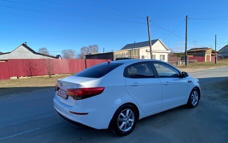 KIA Rio III рестайлинг, 2015 год, 1 020 000 рублей, 6 фотография