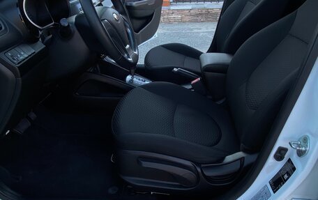 KIA Rio III рестайлинг, 2015 год, 1 020 000 рублей, 25 фотография