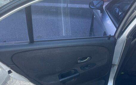 Mitsubishi Carisma I, 2003 год, 265 000 рублей, 16 фотография