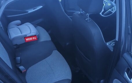 Hyundai Solaris II рестайлинг, 2012 год, 730 000 рублей, 7 фотография