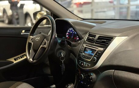 Hyundai Solaris II рестайлинг, 2015 год, 969 000 рублей, 8 фотография