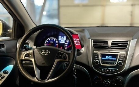 Hyundai Solaris II рестайлинг, 2015 год, 969 000 рублей, 6 фотография