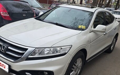 Honda Crosstour I рестайлинг, 2014 год, 1 600 000 рублей, 7 фотография