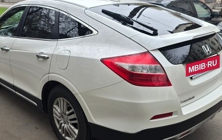 Honda Crosstour I рестайлинг, 2014 год, 1 600 000 рублей, 8 фотография