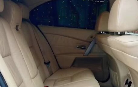 BMW 5 серия, 2006 год, 910 000 рублей, 7 фотография