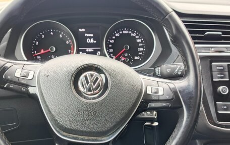 Volkswagen Tiguan II, 2017 год, 1 950 000 рублей, 1 фотография