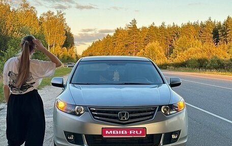 Honda Accord VIII рестайлинг, 2008 год, 892 000 рублей, 1 фотография