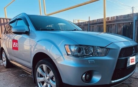 Mitsubishi Outlander III рестайлинг 3, 2010 год, 1 050 000 рублей, 1 фотография